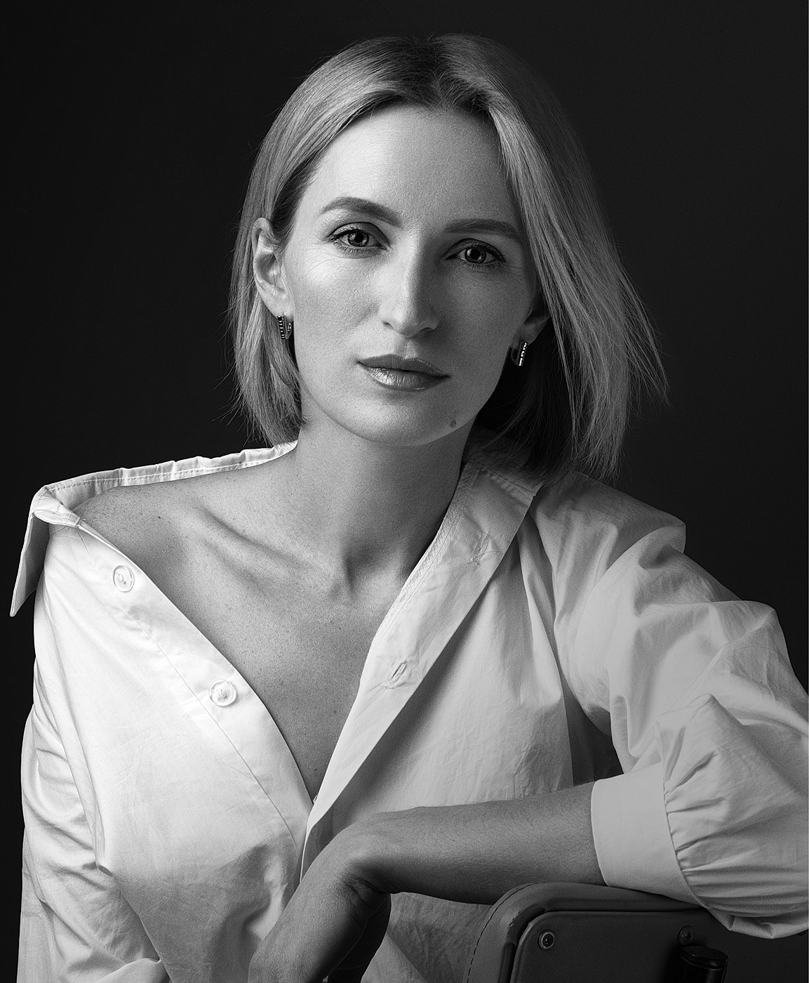 Medical professional preparing patient for procedure.